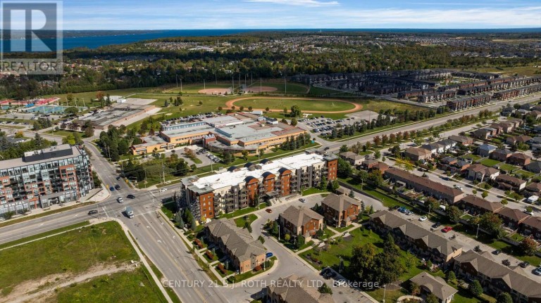201 - 720 YONGE STREET, Barrie (Painswick South), Ontario, L9J0G9