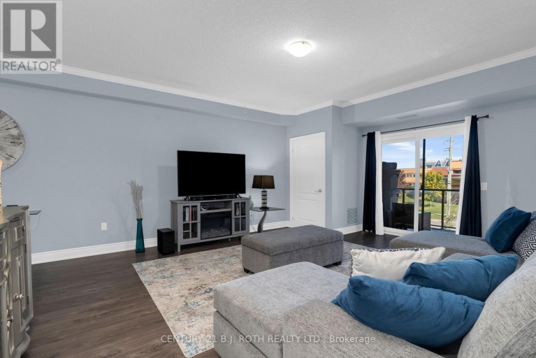 201 - 720 YONGE STREET, Barrie (Painswick South), Ontario, L9J0G9