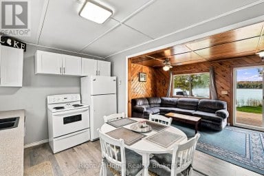 25 SNOW LK LANE Wollaston Ontario photo 10