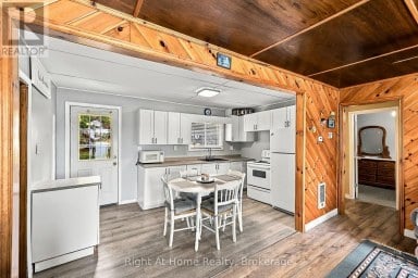 25 SNOW LK LANE Wollaston Ontario photo 12