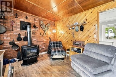 25 SNOW LK LANE Wollaston Ontario photo 14