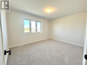 20 PEACE RIVER STREET Belleville (Thurlow Ward) Ontario photo 18