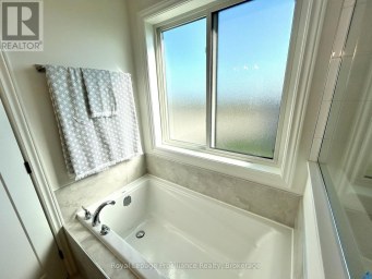 20 PEACE RIVER STREET Belleville (Thurlow Ward) Ontario photo 24
