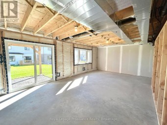 20 PEACE RIVER STREET Belleville (Thurlow Ward) Ontario photo 27