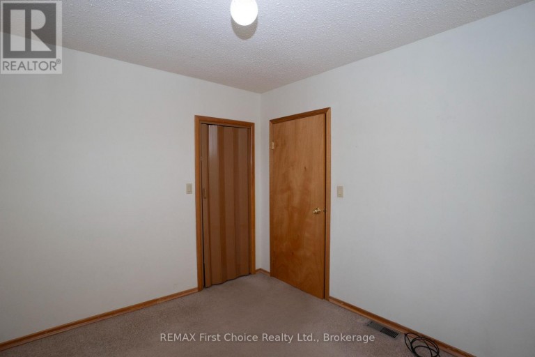 69 MATTHEWS ST. STREET, Thunder Bay (Shuniah), Ontario, P7A3K8