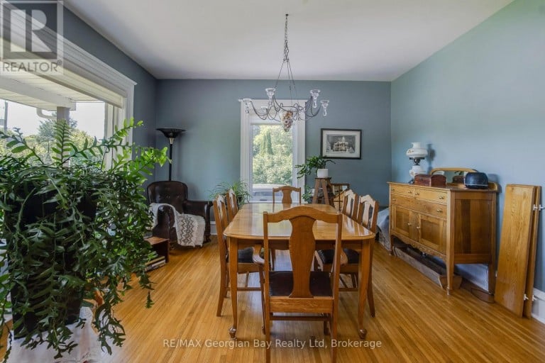 305 LINDSAY STREET E, Midland, Ontario, L4R2V4