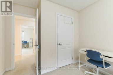 57 VOYAGEUR STREET Peterborough (Northcrest Ward 5) Ontario photo 13