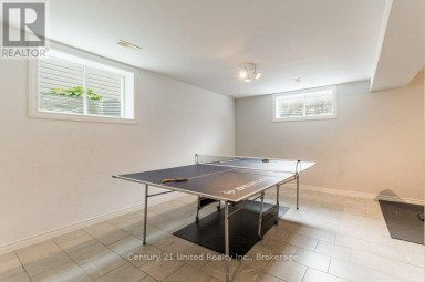 57 VOYAGEUR STREET Peterborough (Northcrest Ward 5) Ontario photo 21