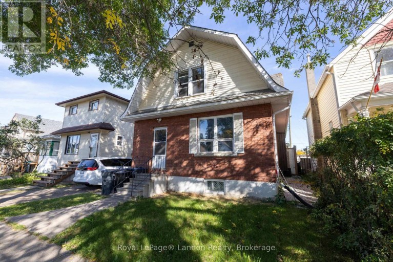 112 NORAH STREET N, Thunder Bay (McKeller Park), Ontario, P7C4G8