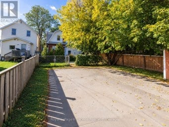 112 NORAH STREET N Thunder Bay (McKeller Park) Ontario photo 26