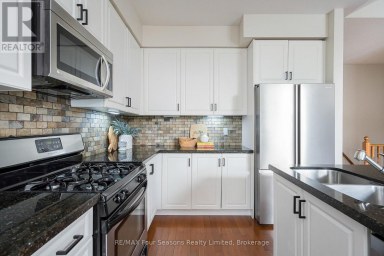 32 CHRISTY DRIVE Wasaga Beach Ontario photo 10