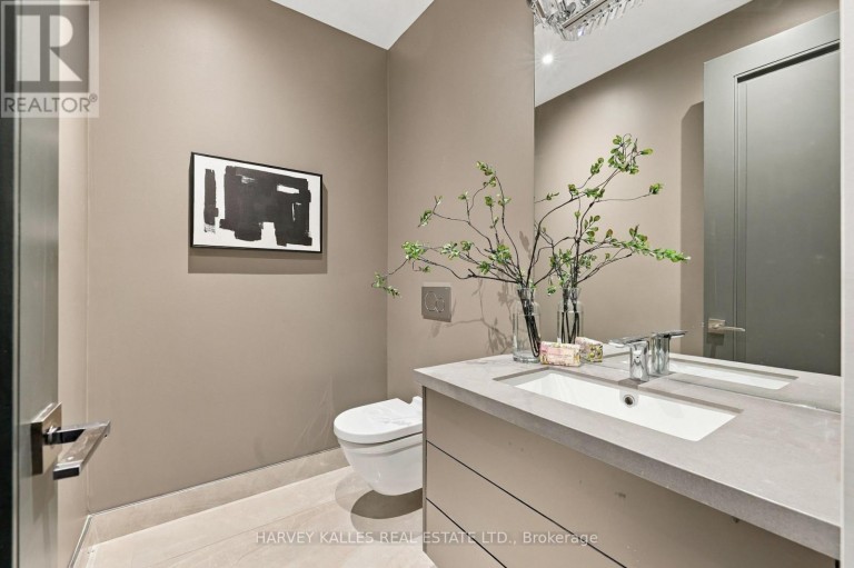 554 ST CLEMENTS AVENUE, Toronto (Forest Hill North), Ontario, M5N1M6