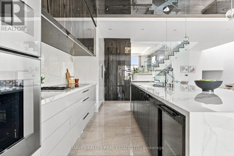 554 ST CLEMENTS AVENUE, Toronto (Forest Hill North), Ontario, M5N1M6