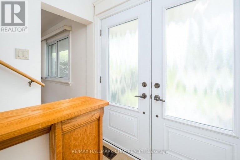 44 AMELIA STREET, Barrie (Codrington), Ontario, L4M1M6