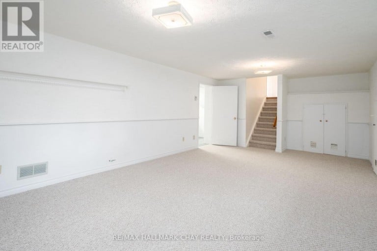 44 AMELIA STREET, Barrie (Codrington), Ontario, L4M1M6