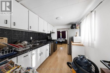 12 AJAX AVENUE Welland (Lincoln/Crowland) Ontario photo 13