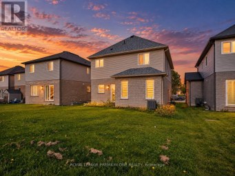 811 CEDARPARK WAY London North (North D) Ontario photo 2