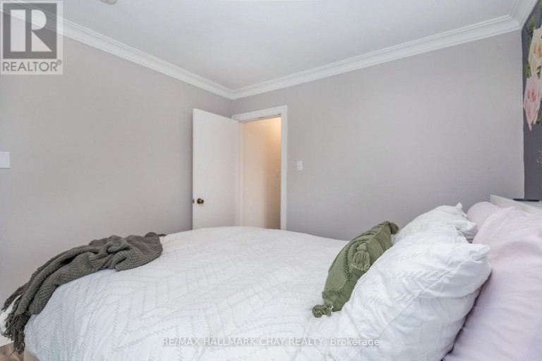 177 DUCKWORTH STREET, Barrie (Codrington), Ontario, L4M3W6