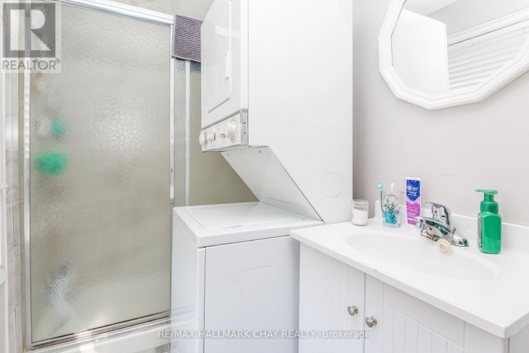 177 DUCKWORTH STREET, Barrie (Codrington), Ontario, L4M3W6