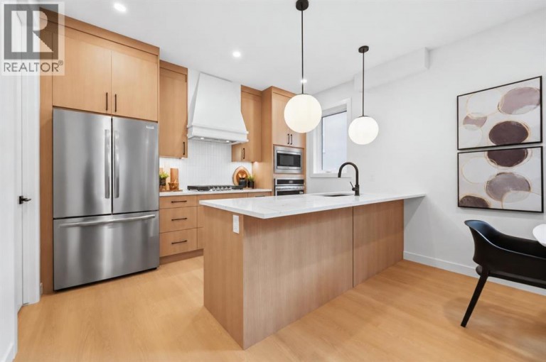 4, 521 15 Avenue NE, Calgary, Alberta, T2E1H7