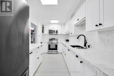 1701 - 180 MARKHAM ROAD Toronto (Scarborough Village) Ontario photo 2