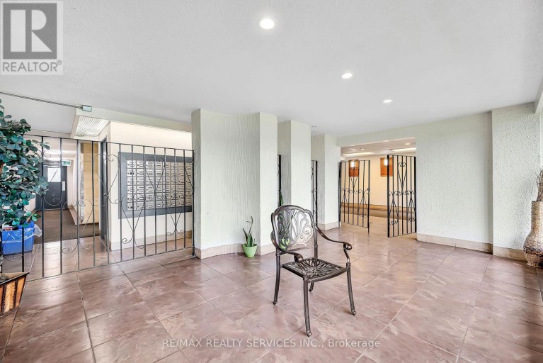 1701 - 180 MARKHAM ROAD, Toronto (Scarborough Village), Ontario, M1M2Z9