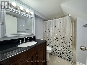 44 LINDSAY AVENUE Newmarket (Bristol-London) Ontario photo 18