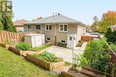 44 LINDSAY AVENUE Newmarket (Bristol-London) Ontario photo 20