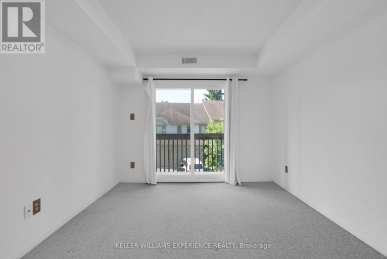 204 - 492 LACLIE STREET, Orillia, Ontario, L3V7V2
