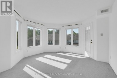 204 - 492 LACLIE STREET Orillia Ontario photo 4