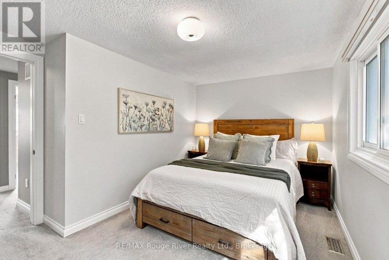 49 FISHER CRESCENT, Ajax (Central West), Ontario, L1T2E8