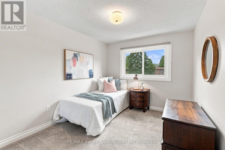 49 FISHER CRESCENT, Ajax (Central West), Ontario, L1T2E8