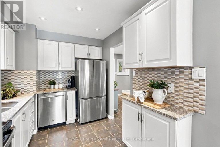 49 FISHER CRESCENT, Ajax (Central West), Ontario, L1T2E8