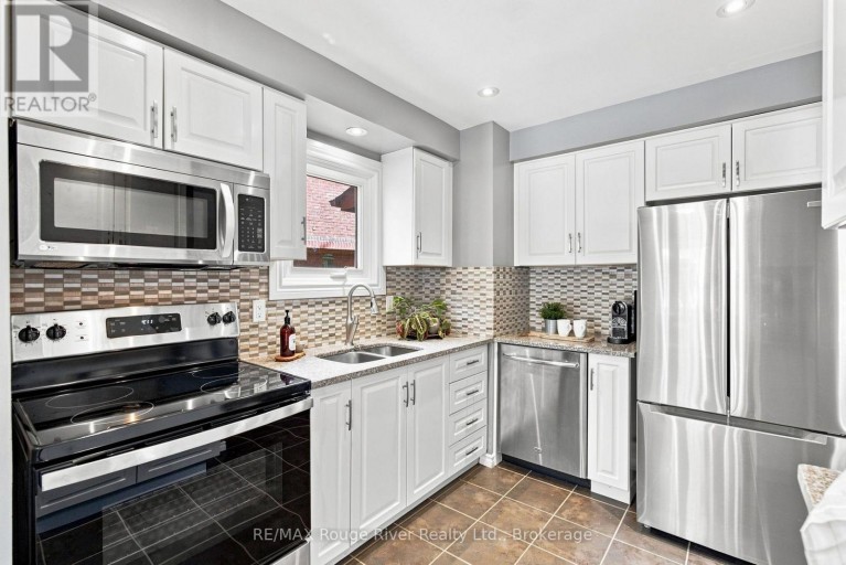 49 FISHER CRESCENT, Ajax (Central West), Ontario, L1T2E8