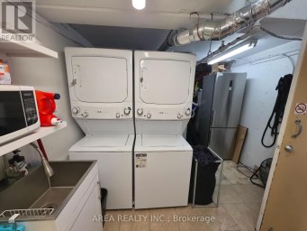 3292 BAYVIEW AVENUE Toronto (Newtonbrook East) Ontario photo 15