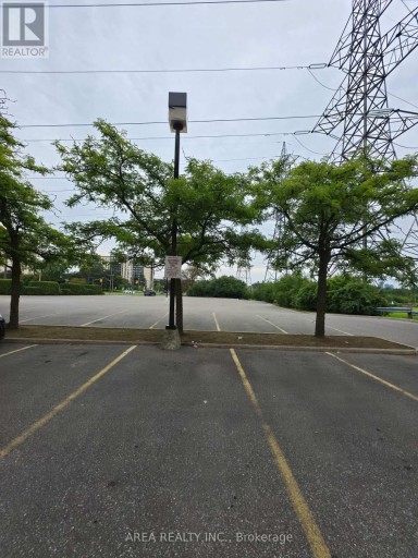 3292 BAYVIEW AVENUE, Toronto (Newtonbrook East), Ontario, M2M4J5