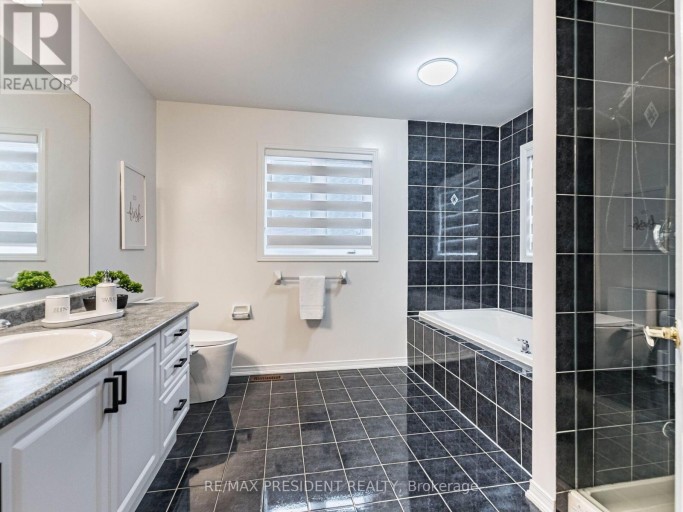 8 RIVER HEIGHTS DRIVE, Brampton (Bram East), Ontario, L6P2M9