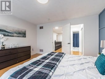 8 RIVER HEIGHTS DRIVE Brampton (Bram East) Ontario photo 20