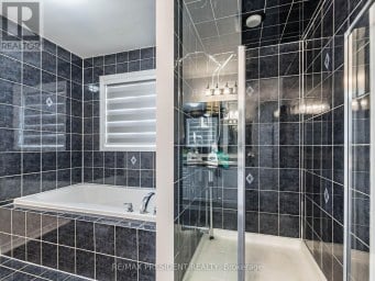 8 RIVER HEIGHTS DRIVE Brampton (Bram East) Ontario photo 28