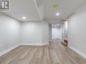 8 RIVER HEIGHTS DRIVE Brampton (Bram East) Ontario photo 34