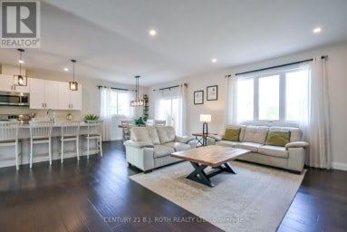 1289 MUSKOKA ROAD 117 ROAD Bracebridge (Macaulay) Ontario photo 12