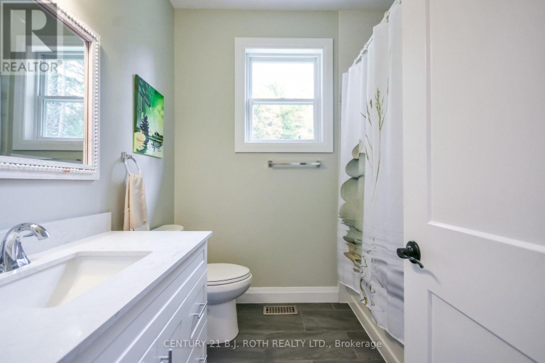 1289 MUSKOKA ROAD 117 ROAD, Bracebridge (Macaulay), Ontario, P1L1W9