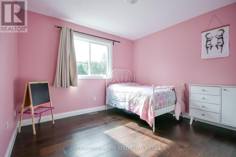 1289 MUSKOKA ROAD 117 ROAD, Bracebridge (Macaulay), Ontario, P1L1W9