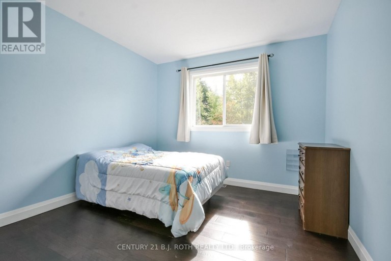 1289 MUSKOKA ROAD 117 ROAD, Bracebridge (Macaulay), Ontario, P1L1W9