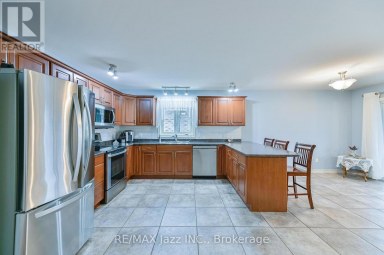 33 ASHWOOD CRESCENT Greater Napanee (Greater Napanee) Ontario photo 11