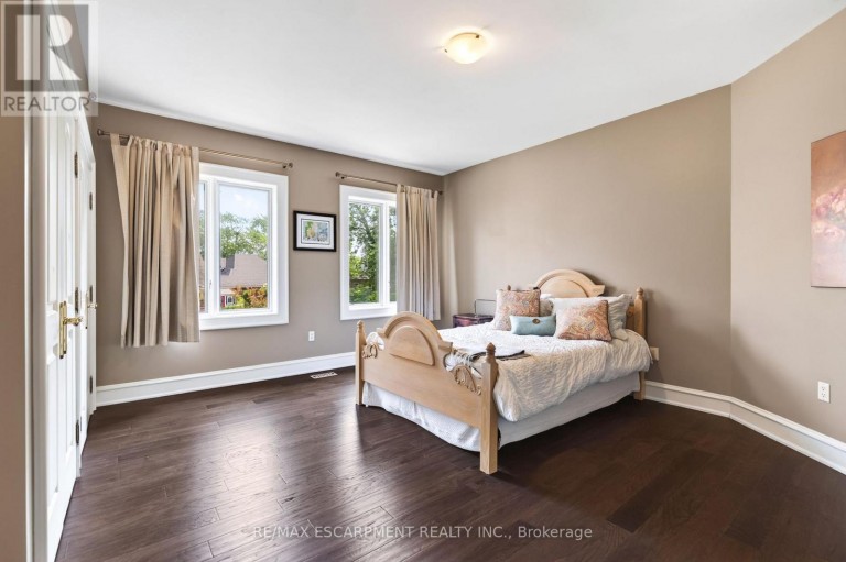 1019 SCENIC DRIVE, Hamilton (Mountview), Ontario, L9C1H8