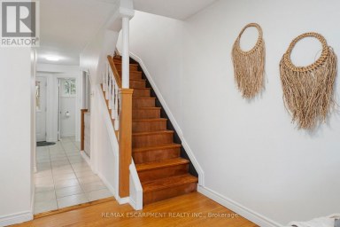204 BIRCHCLIFFE CRESCENT Hamilton (Berrisfield) Ontario photo 21