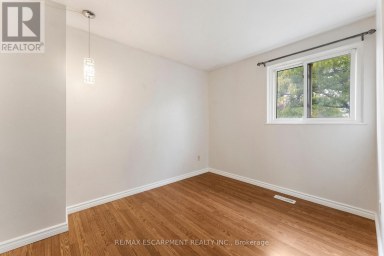 204 BIRCHCLIFFE CRESCENT Hamilton (Berrisfield) Ontario photo 25