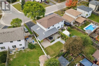 204 BIRCHCLIFFE CRESCENT Hamilton (Berrisfield) Ontario photo 46