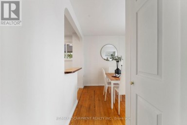 204 BIRCHCLIFFE CRESCENT Hamilton (Berrisfield) Ontario photo 7